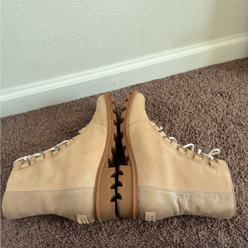 Sorel Phoenix Short Lace Lux Blush Boots Style Sheepskin Size 10 - Picture 10 of 10